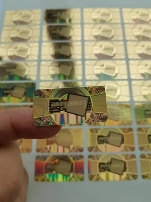 De holografische Anti Vervalste Stickerfilm Rechthoek van de Etiketteringstransparantie om Hoek
