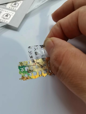 De holografische Anti Vervalste Stickerfilm Rechthoek van de Etiketteringstransparantie om Hoek